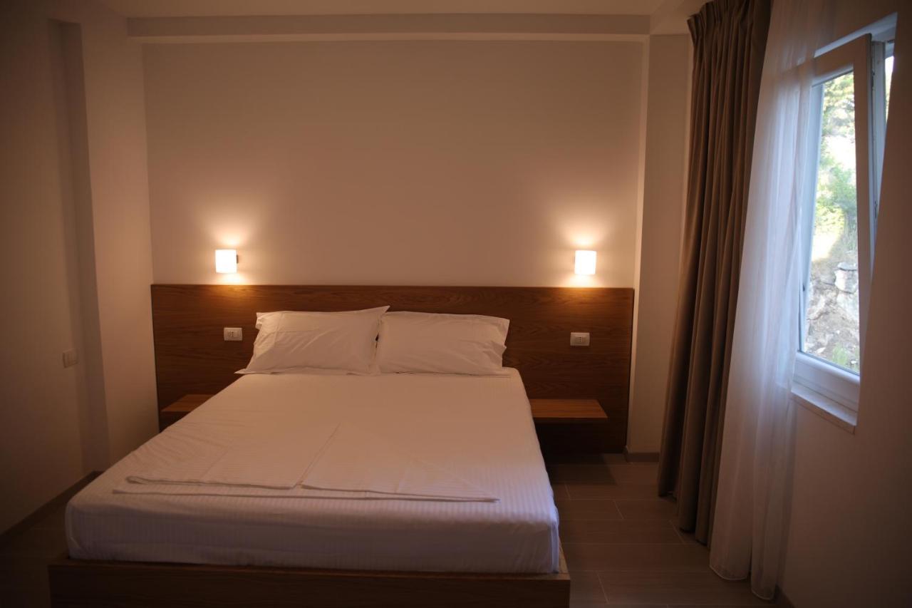 Serenity In Hotel Lezhe Exterior photo